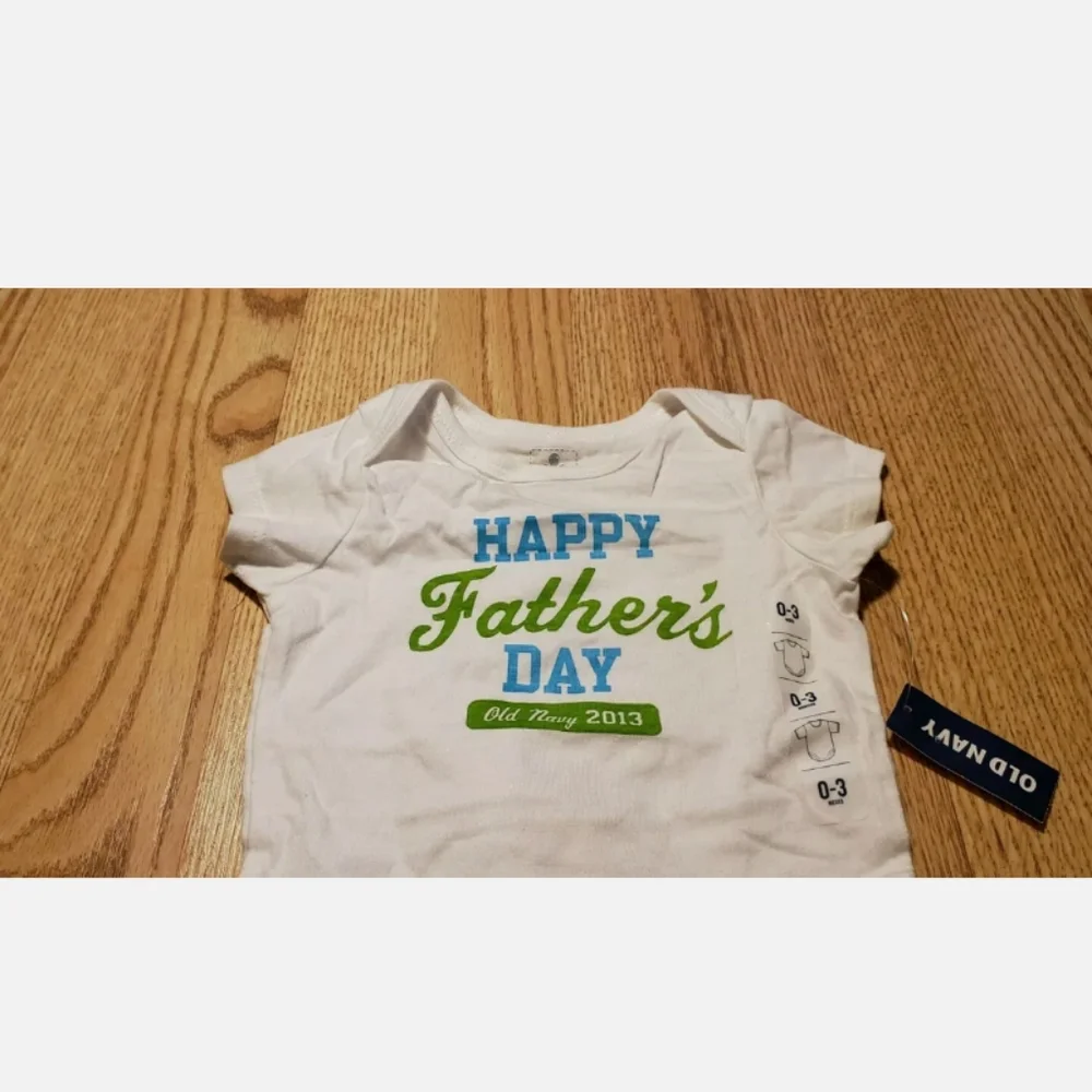 Old Navy Boys Bodysuit Size: 0-3 Months Happy Fathers Day